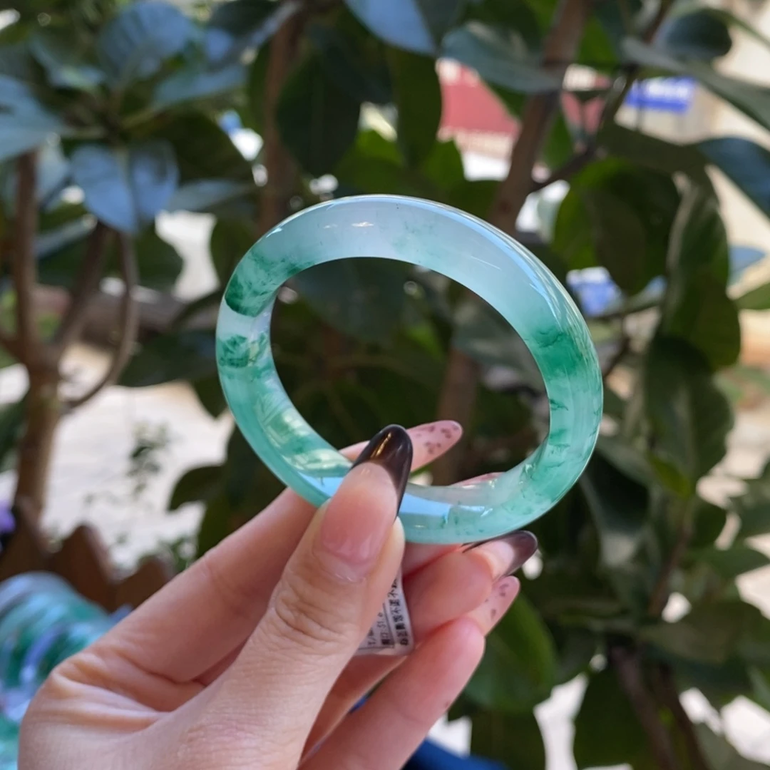 合金手镯石英岩玉