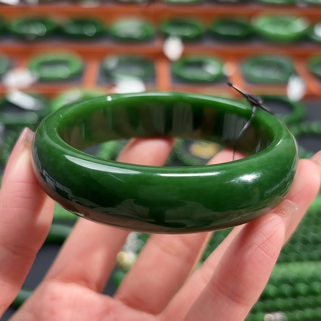 和田玉未镶嵌手镯60