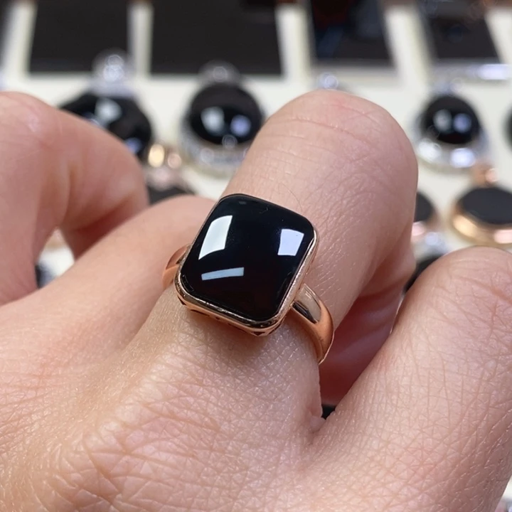 翡翠戒指18K金镶嵌缅甸天然翡翠墨翠