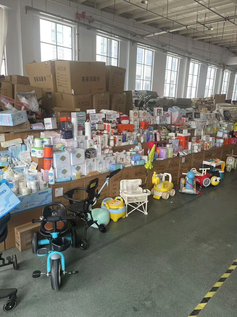 203 孤品方巾 混色内芬裤腾车车默认扣号(no退no换)介意勿拍FTNK