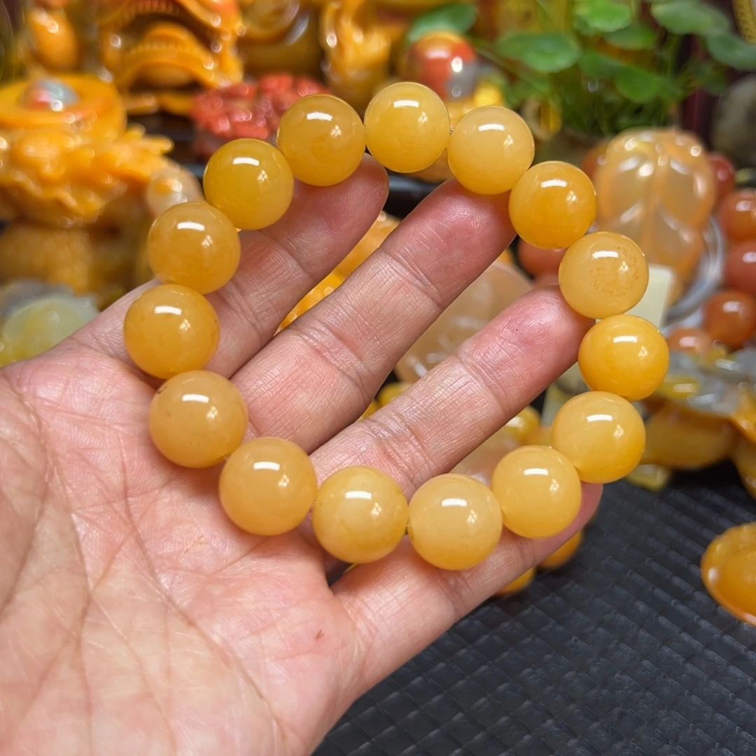 石英质玉未镶嵌颈饰