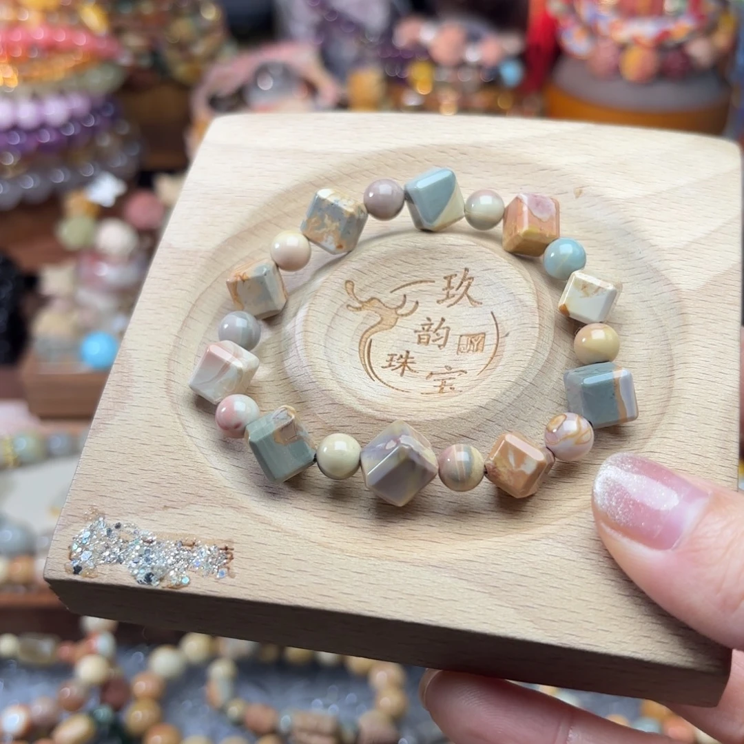 石英质玉未镶嵌珠宝半成品