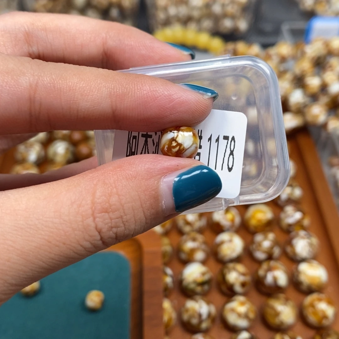 把件猴头核桃沁色圆珠老型1178