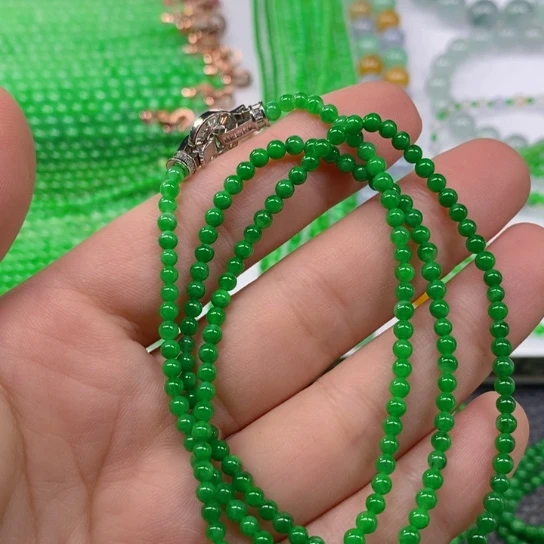 翡翠未镶嵌颈饰缅甸天然翡翠冰种浓阳绿小米珠项链3.3