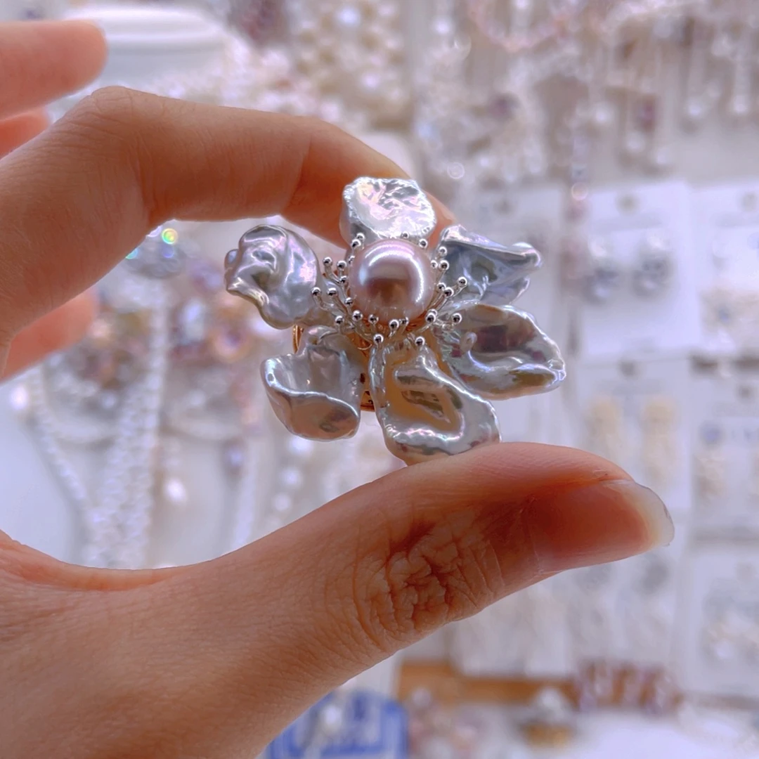 合金耳饰淡水珍珠胸针