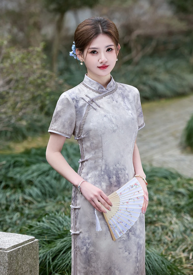 苏州高端【素绫】低开衩常规袖短袖花色提花旗袍日常中国风复古显瘦