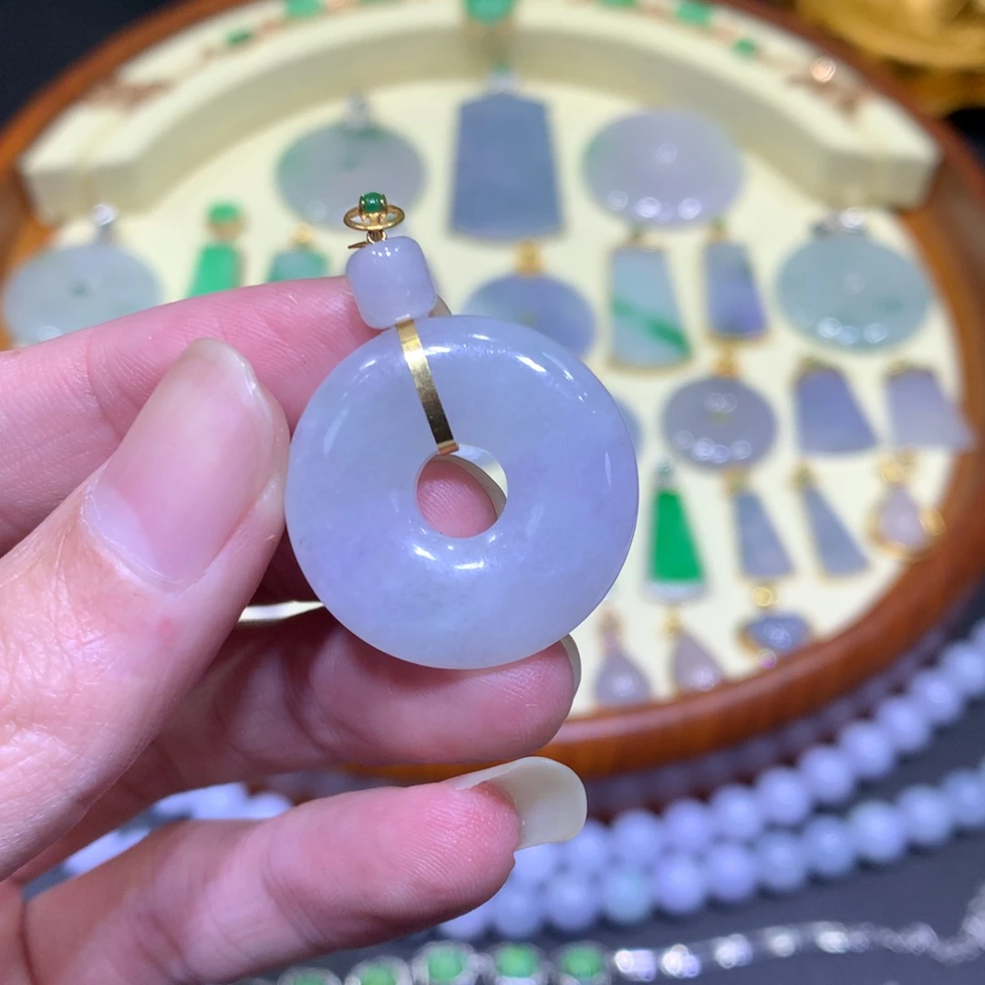 翡翠吊坠(不含链)18K金镶嵌