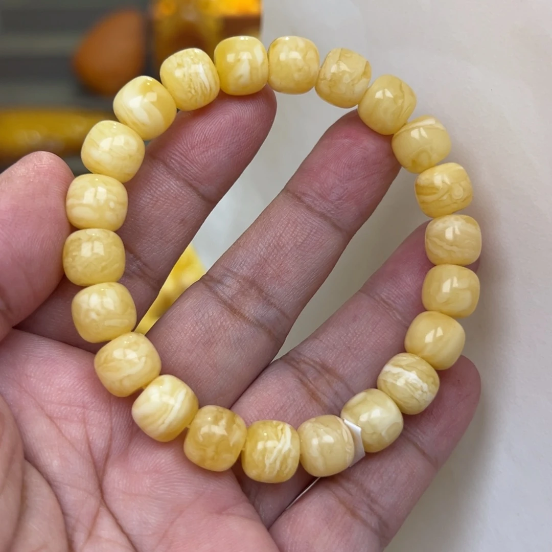 蜜蜡未镶嵌珠宝奇石10加15.18克