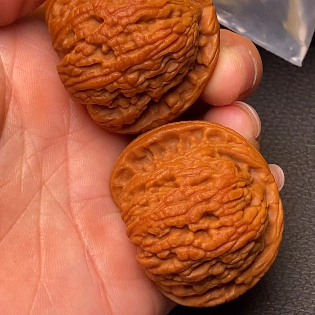 文玩核桃吊坠秦嶺野生核桃