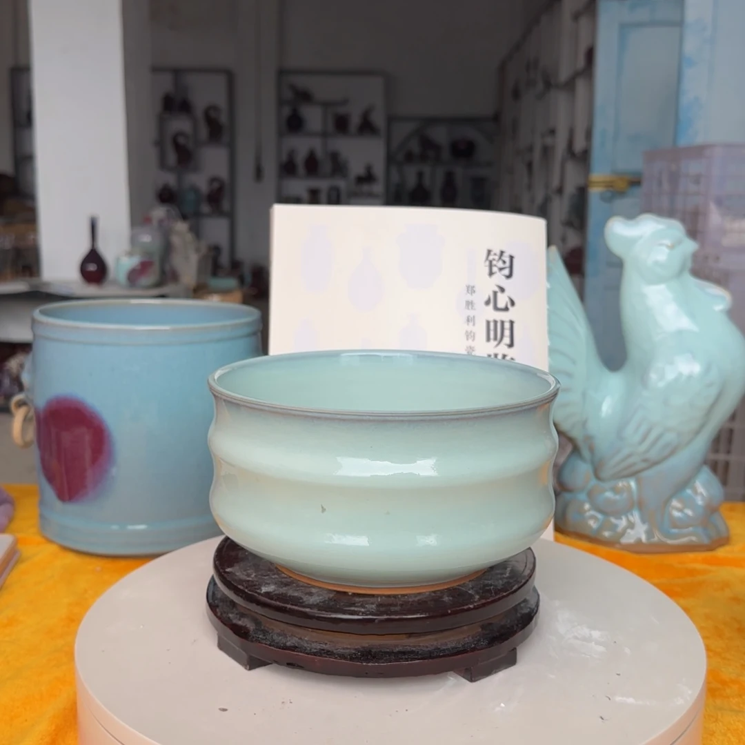 摆件郑家钧瓷摆件