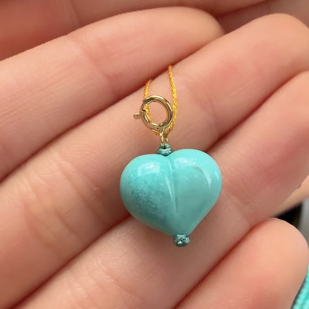 绿松石未镶嵌颈饰