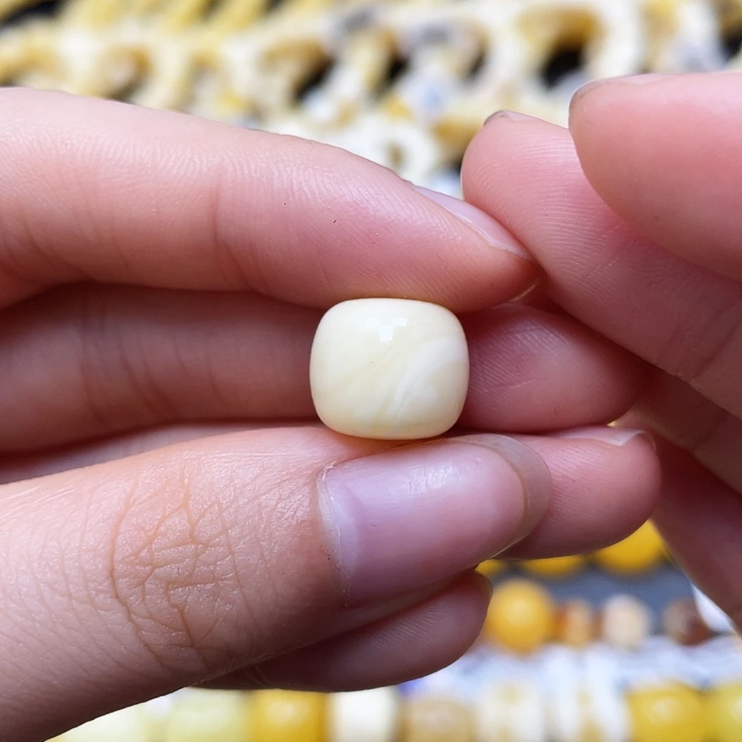 未镶嵌蜜蜡裸石老型12✖️10.5mm