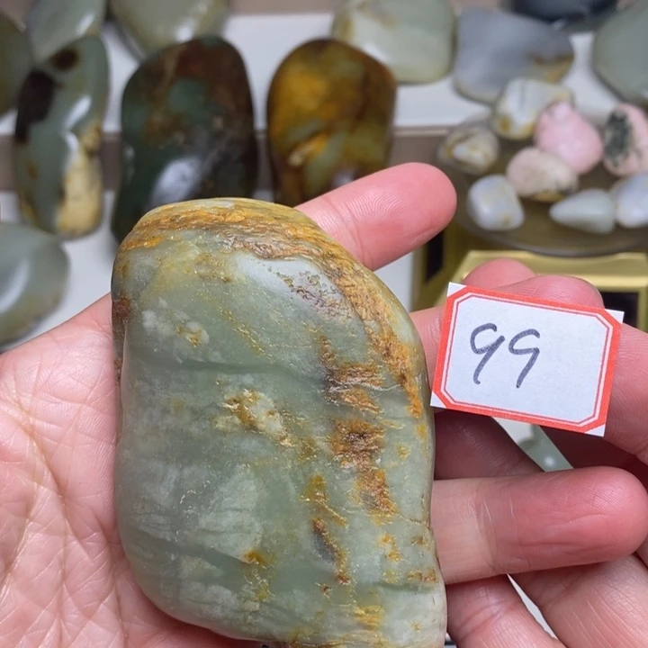 未镶嵌和田玉把件99