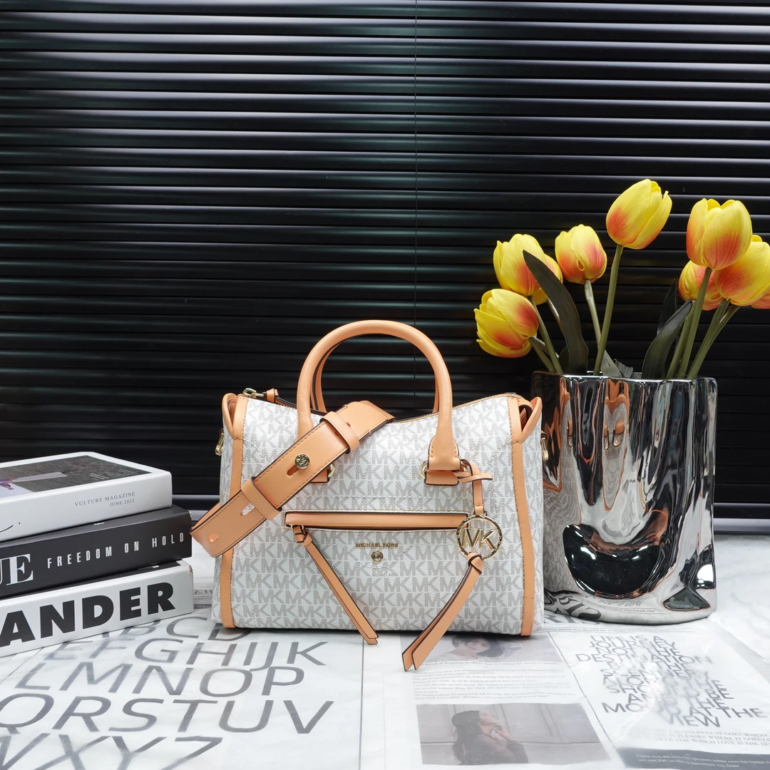 95新 MICHAELKORS/迈克高仕 单肩包/T10230085