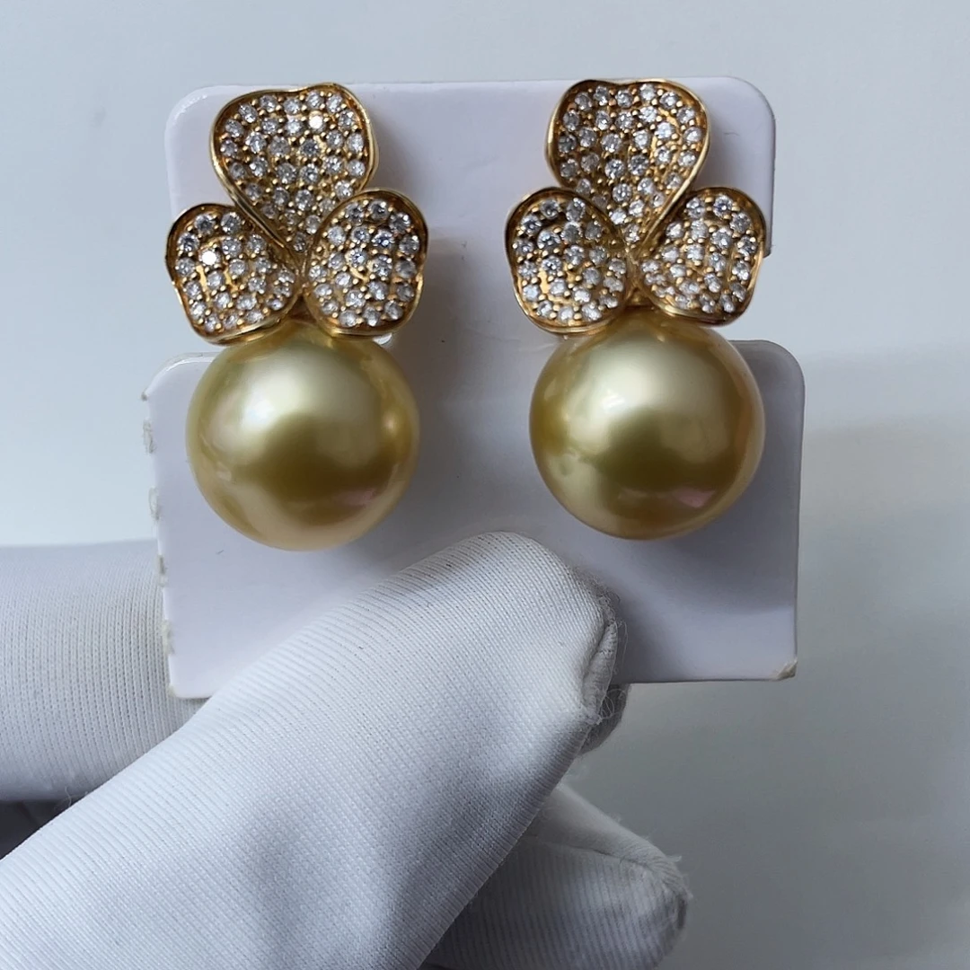 18K金镶嵌海水珍珠耳饰金珠