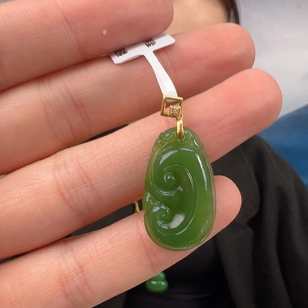 和田玉（碧玉）18K金镶嵌颈饰