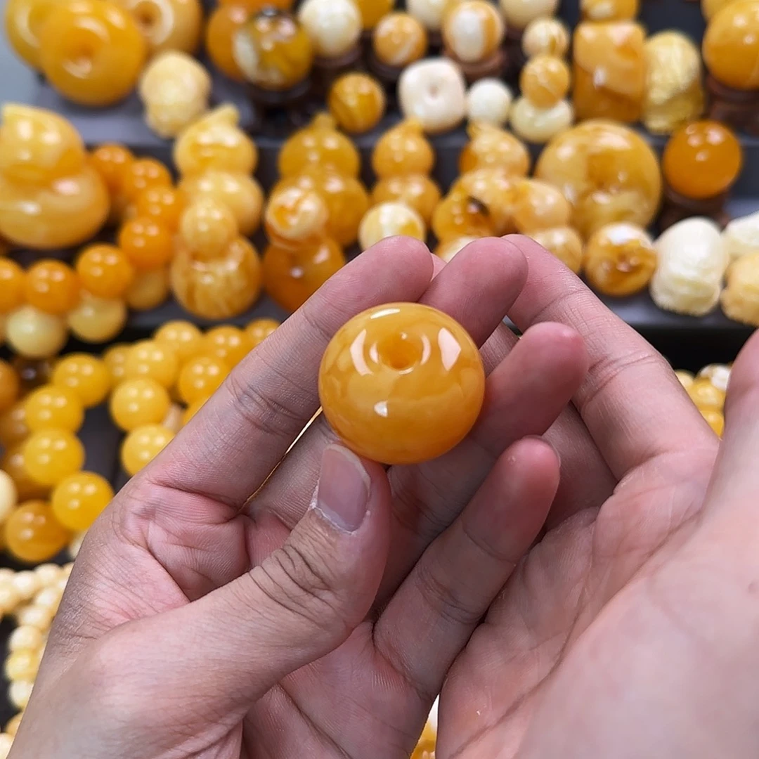 琥珀未镶嵌珠宝奇石