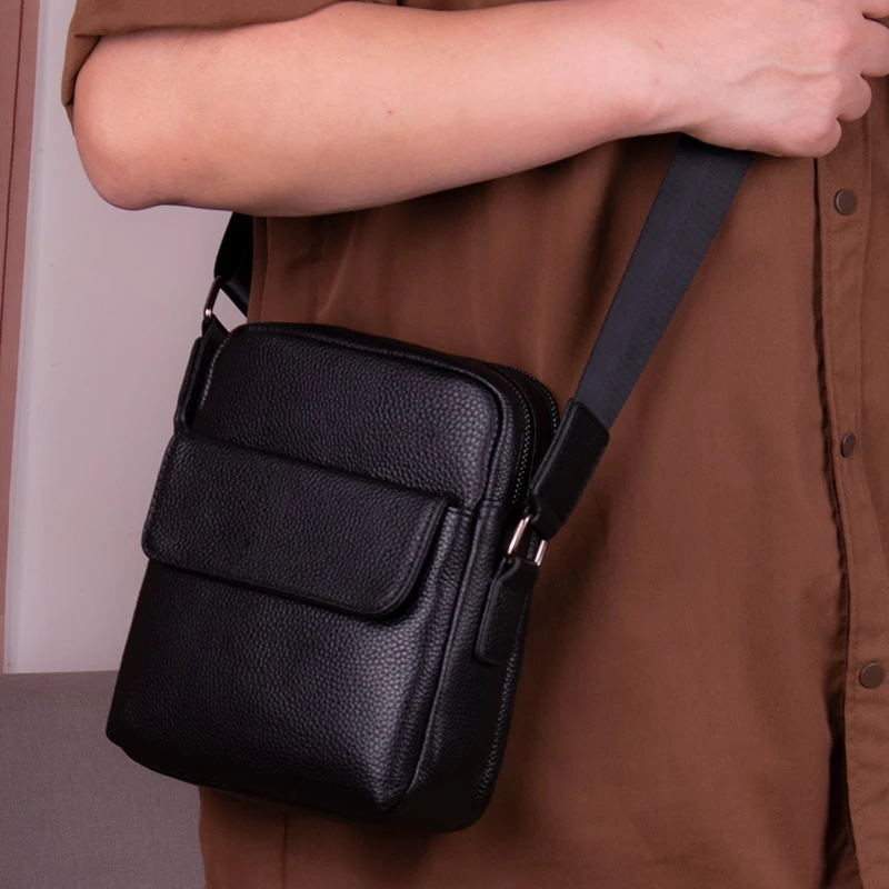 男士单肩包真皮斜挎包男小包竖款商务男包头层牛皮大容量休闲背包