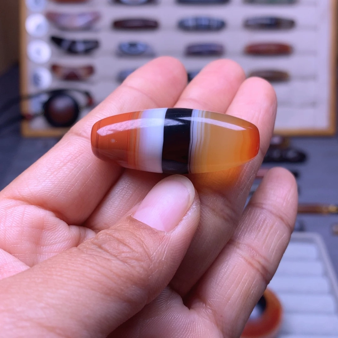 飞***湖玛瑙/玉髓未镶嵌珠宝奇石