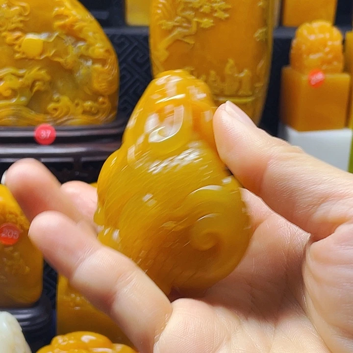 洛***辰田黄石111111111111