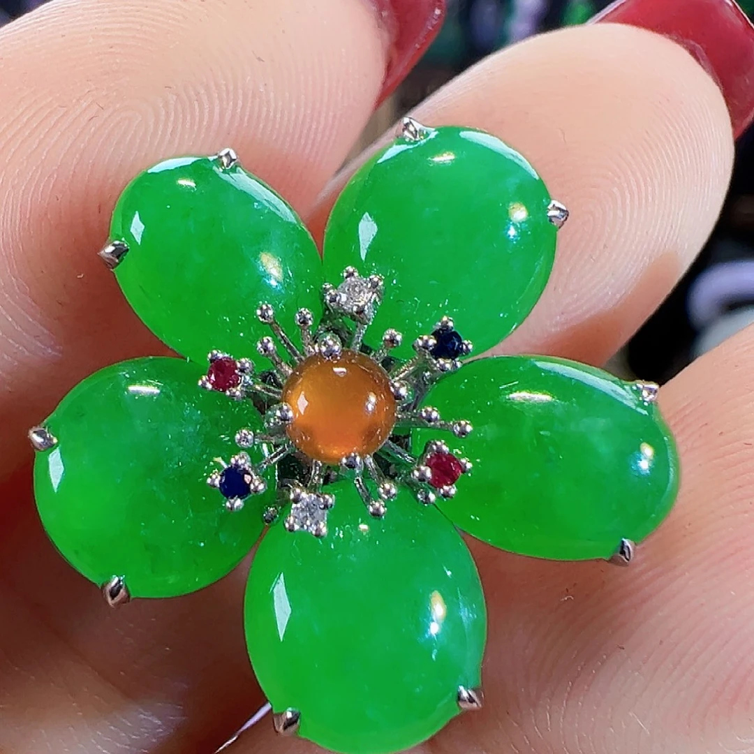 翡翠18K金镶嵌颈饰签收后24小时鉴赏期