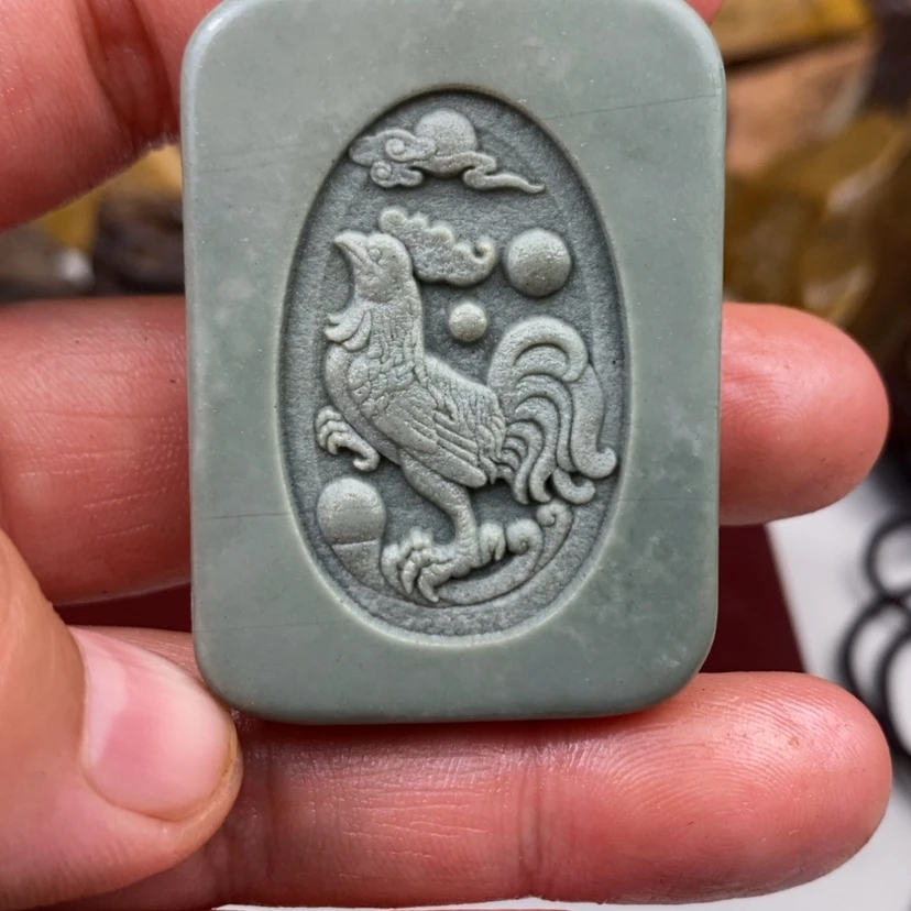 【闪购商品】原石雕刻，手把件，脖挂件