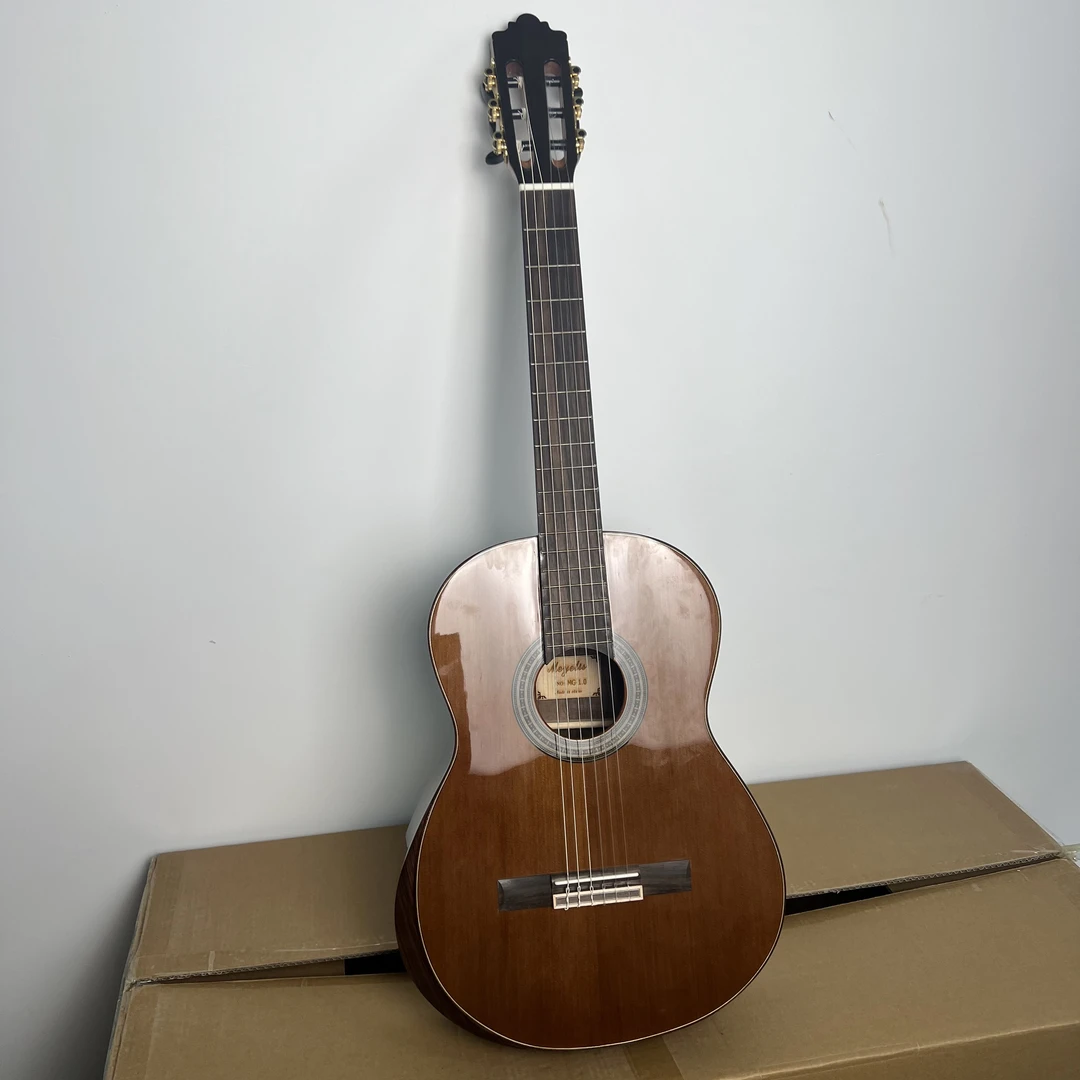 古典面单吉他 红松实木面板