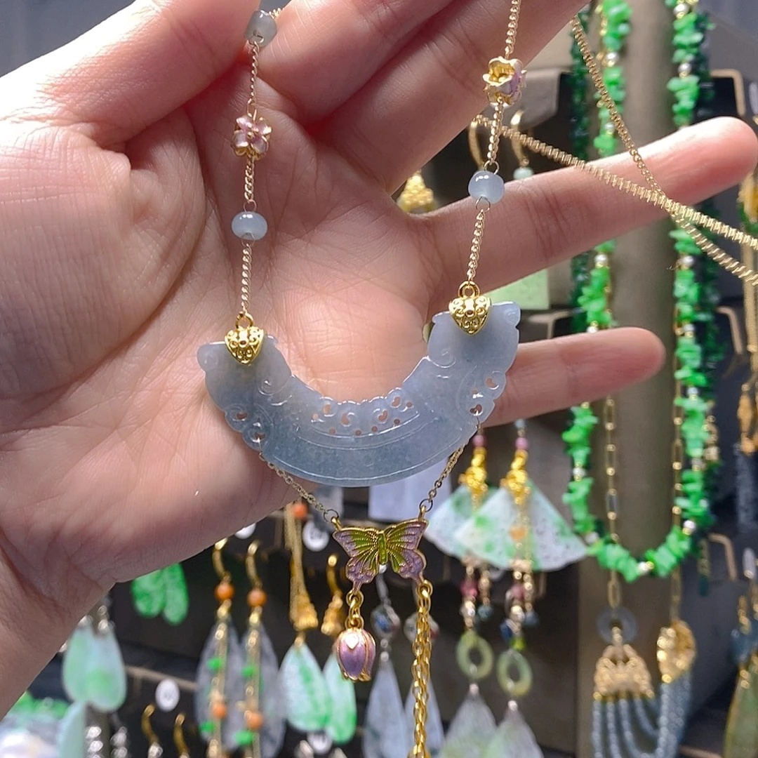 颈饰未镶嵌翡翠翡翠