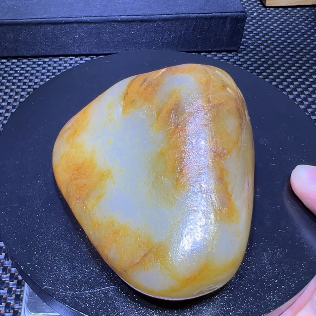 吊坠(不含链)未镶嵌和田玉（子料）260