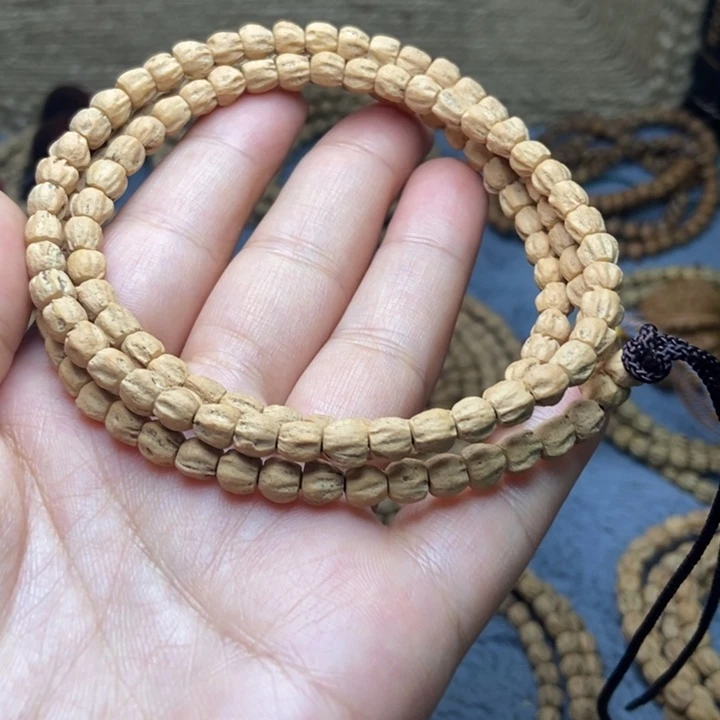 【闪购商品】吊坠柏香籽/百香籽