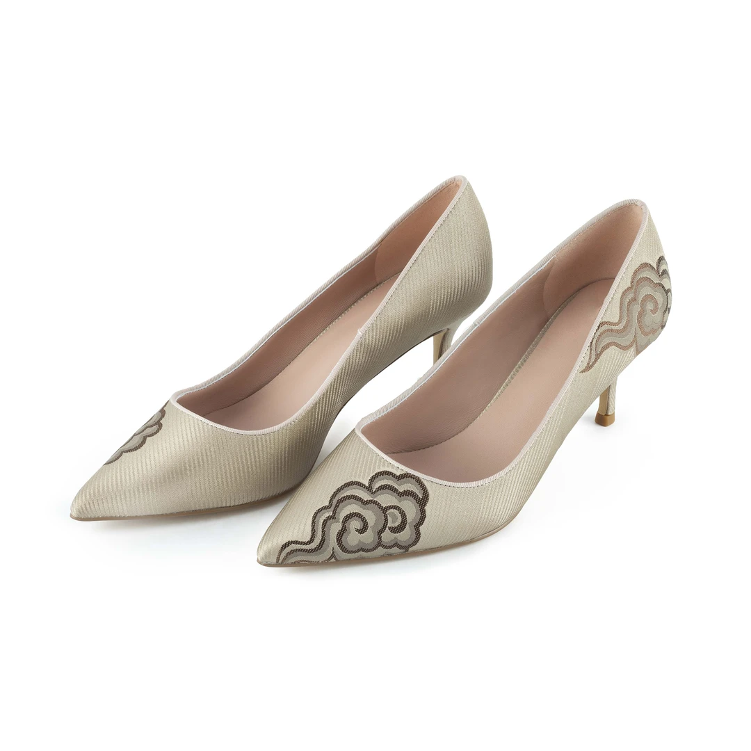 [枫林婉](瑞彩祥云)气质尖头祥云刺绣高跟女鞋舒适百搭