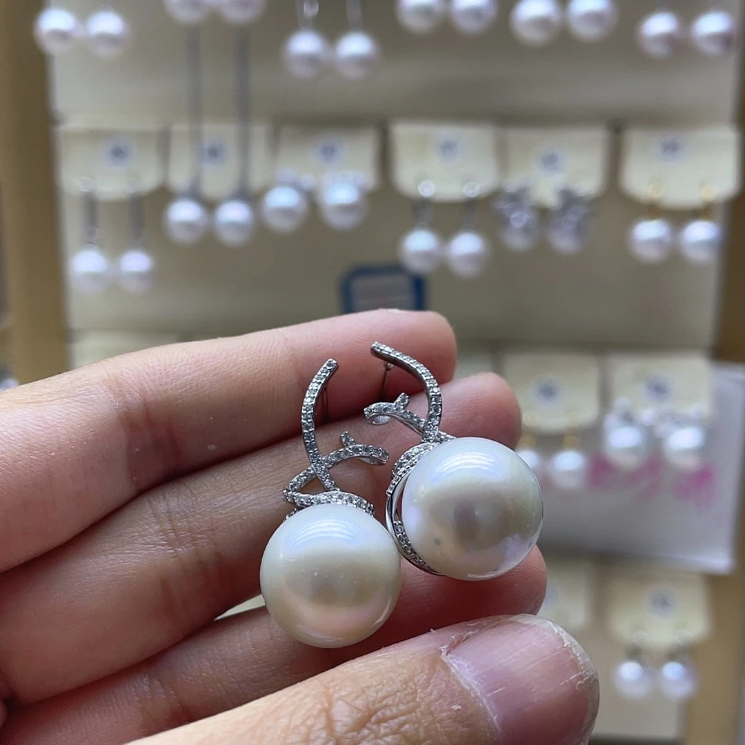 银S925镶嵌淡水珍珠耳饰