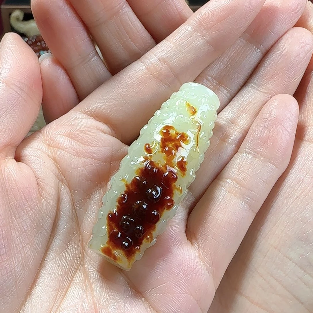 和田玉（糖玉）挂件未镶嵌魚****乐
