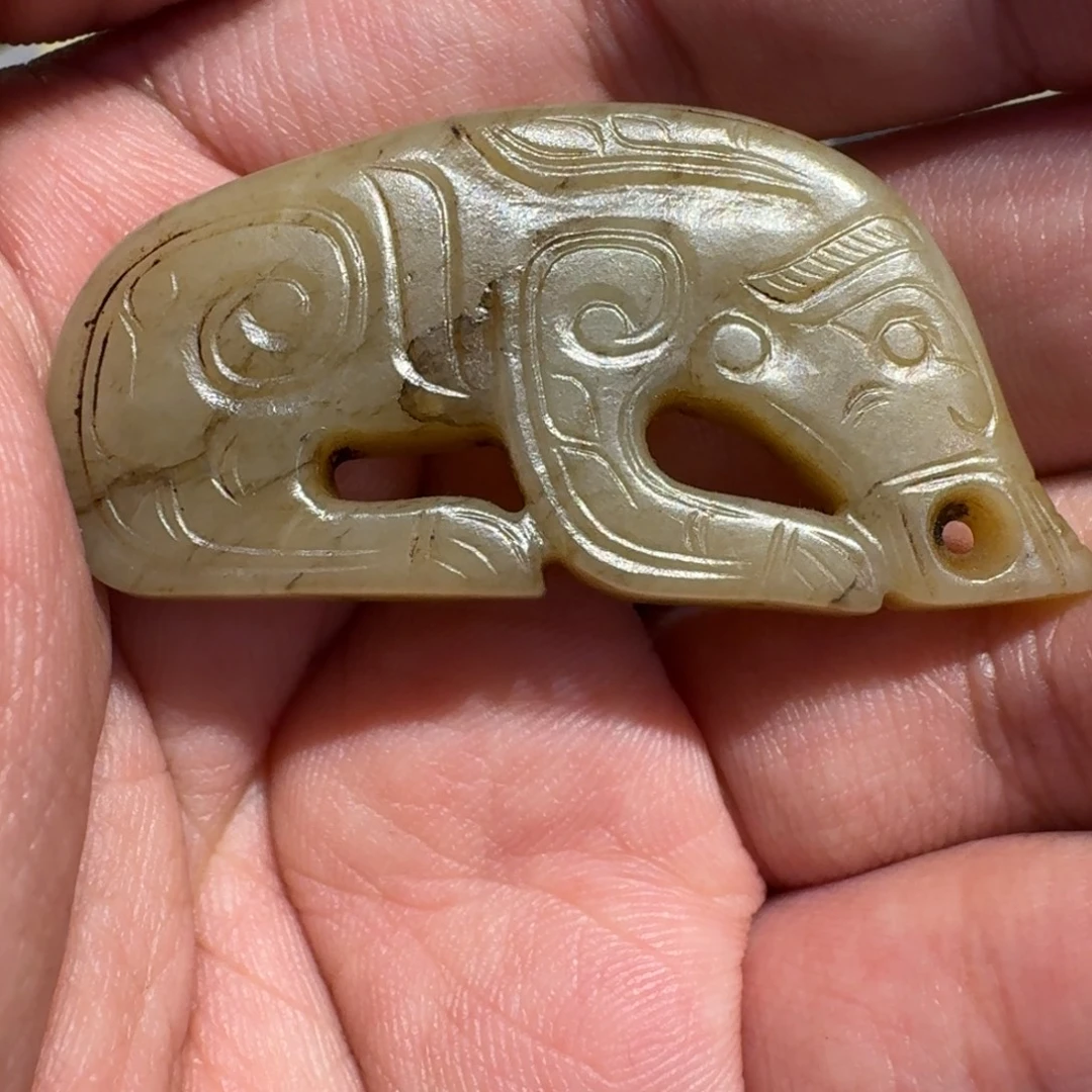 北***你和田玉未镶嵌颈饰