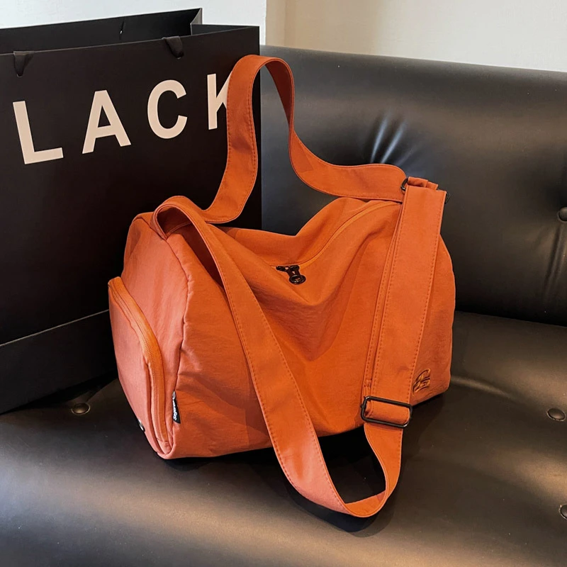 时尚轻便游泳健身包女大容量干湿分离斜挎旅行包男登机行李16