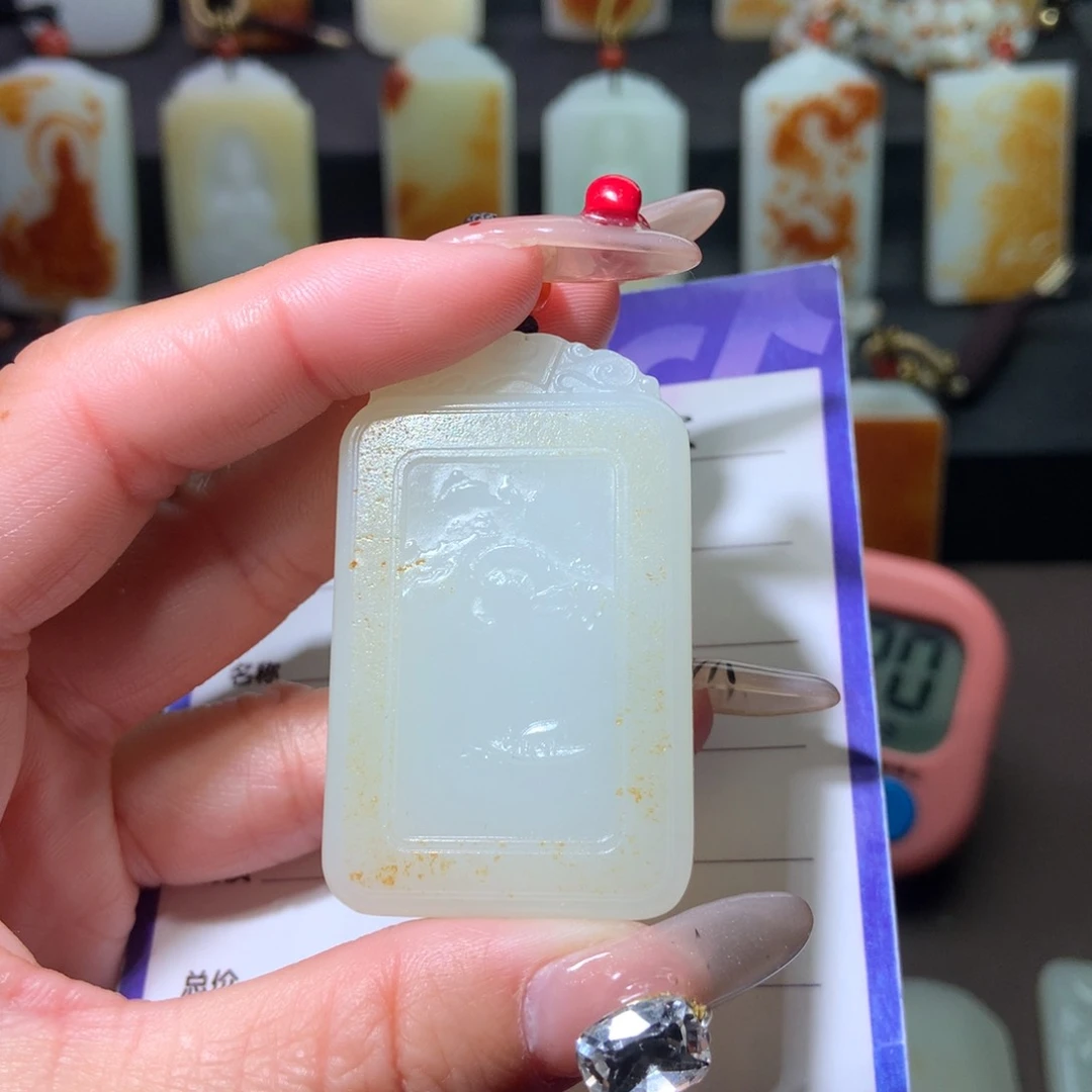 和田玉挂件未镶嵌山*王