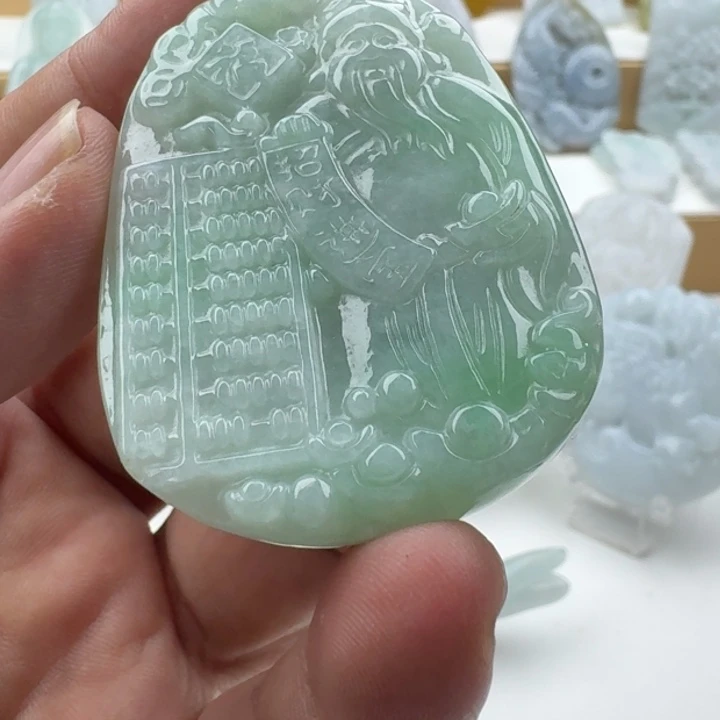 翡翠未镶嵌颈饰天然缅甸A货翡翠