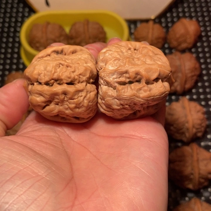 友***好把件文玩核桃四深开八腿蛙王