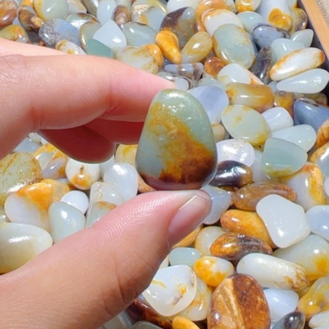 和田玉（子料）未镶嵌颈饰13.6克