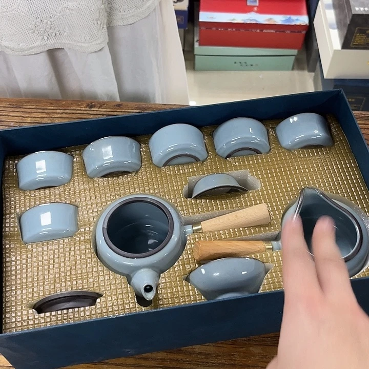 孤品茶具等。