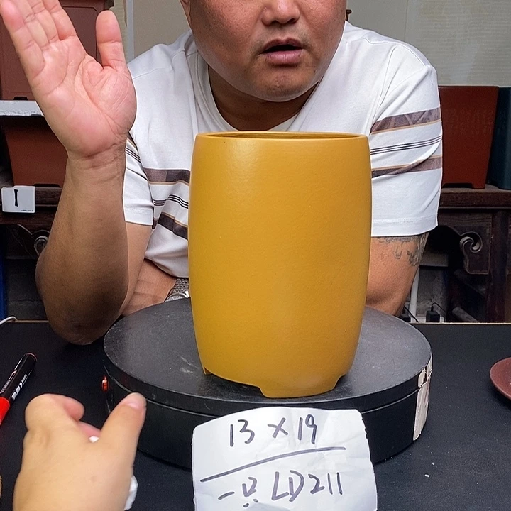 紫砂花盆货号一只LD211