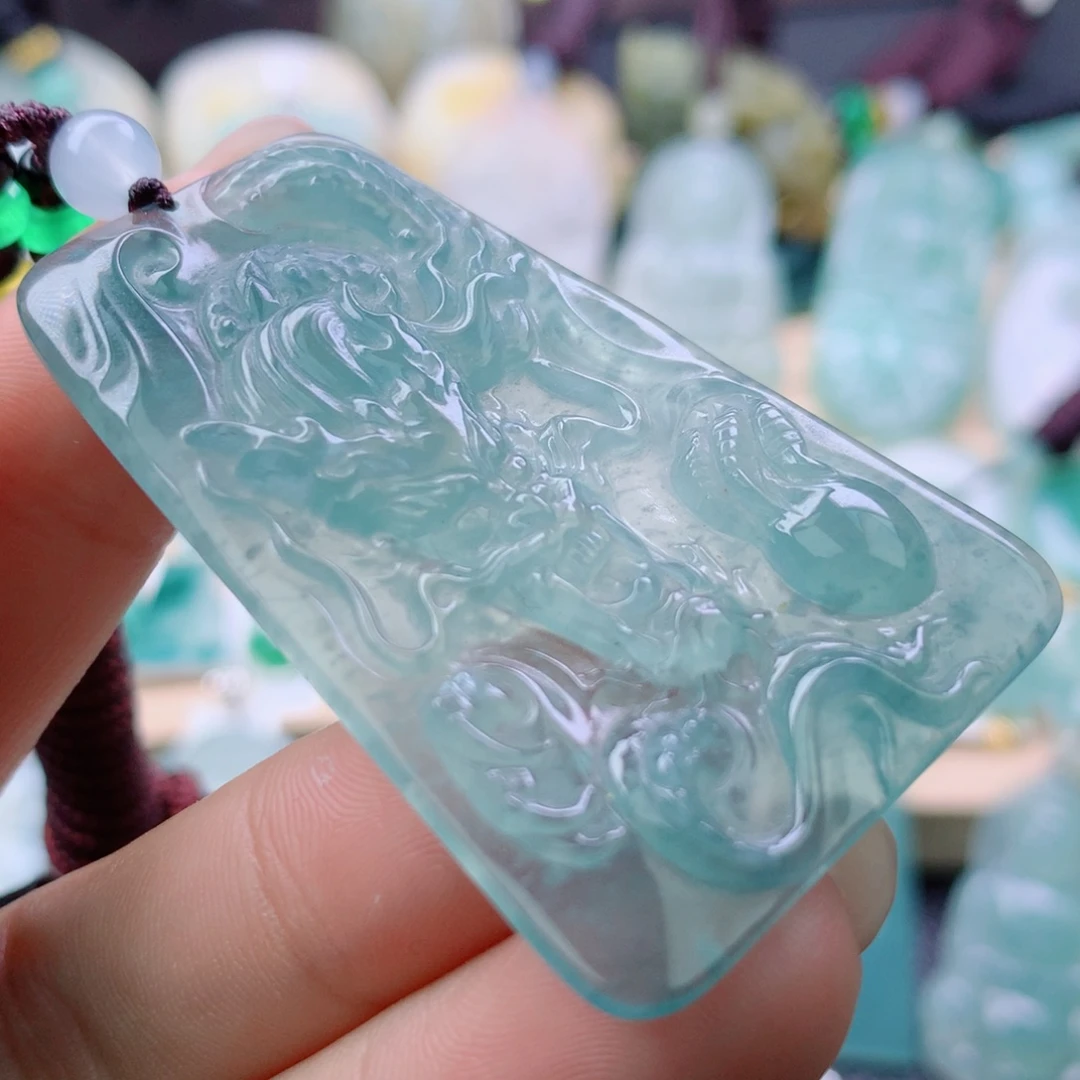 翡翠未镶嵌颈饰翡翠吊坠