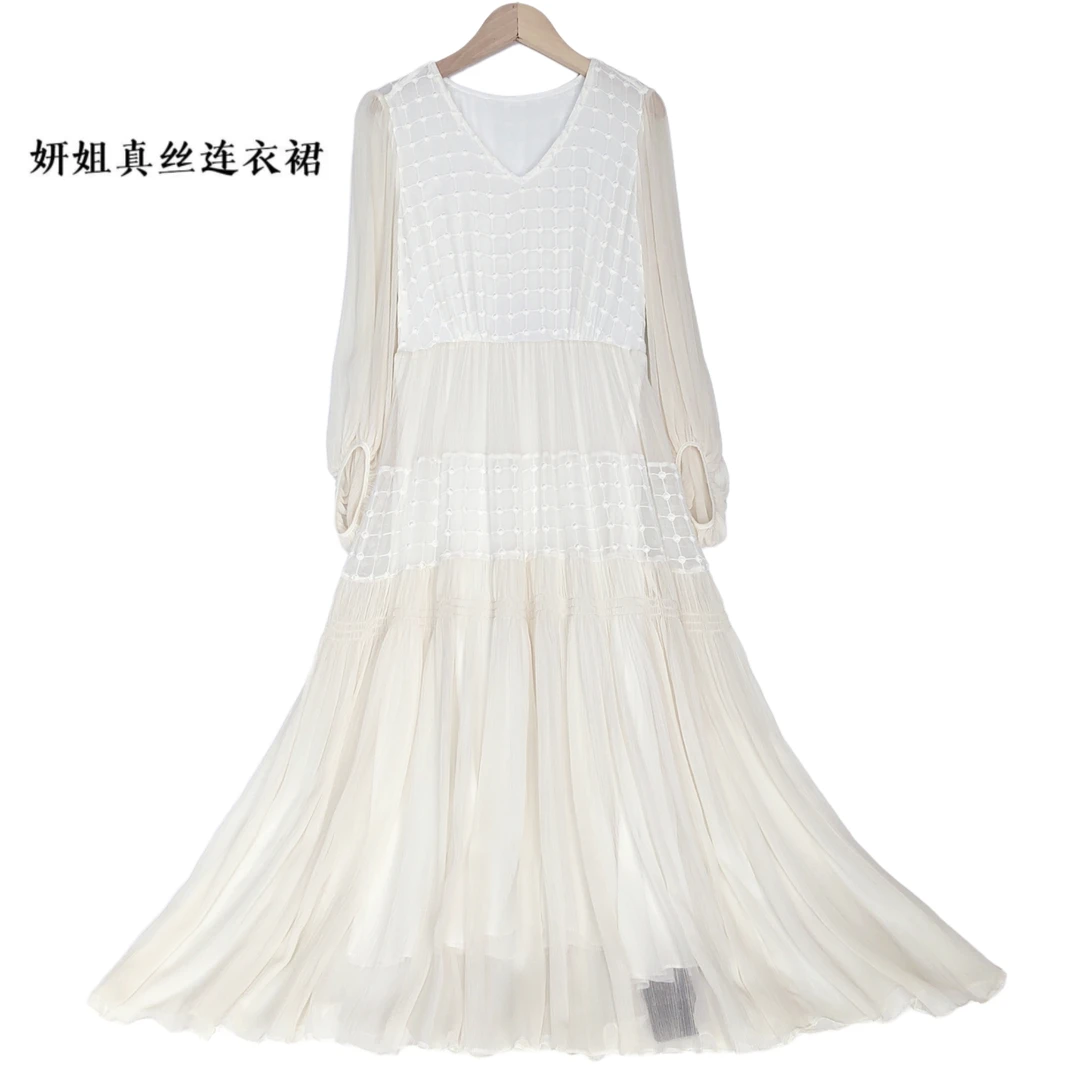 2025夏季新款真丝连衣裙轻奢V领简约时尚晕染日常气质白色23155-7