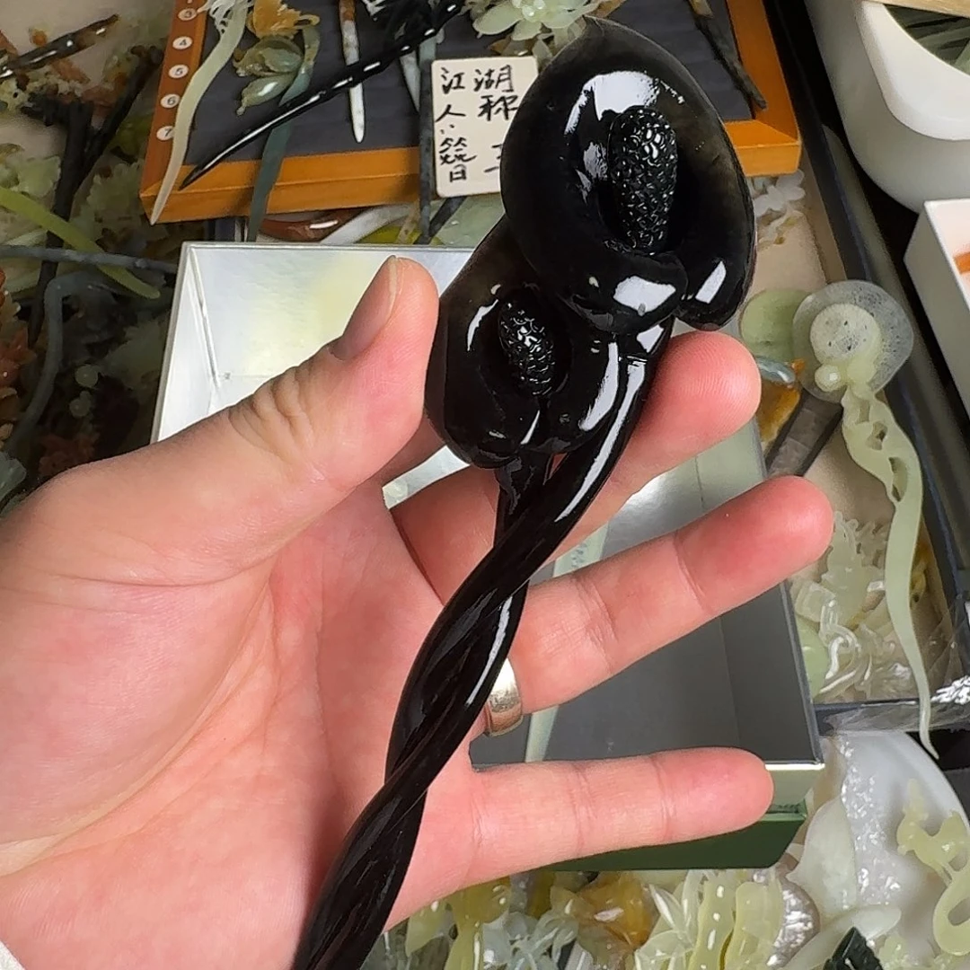 蛇纹石玉未镶嵌发饰