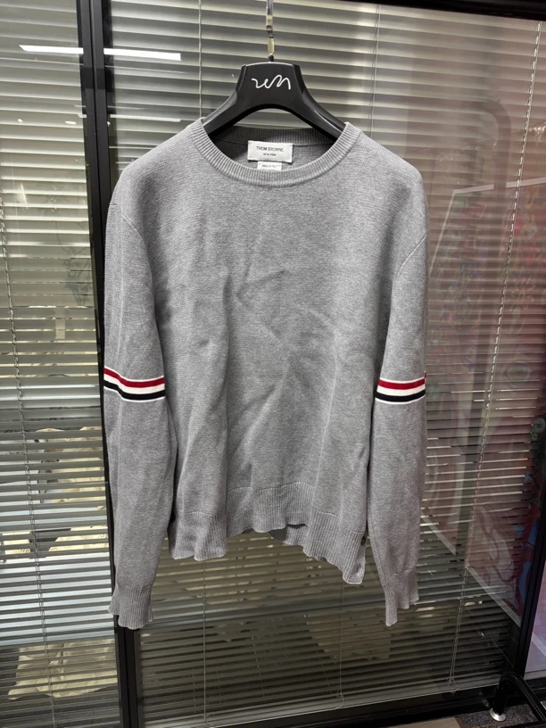 99新 THOMBROWNE 灰色刺绣手臂彩条毛衣 3码