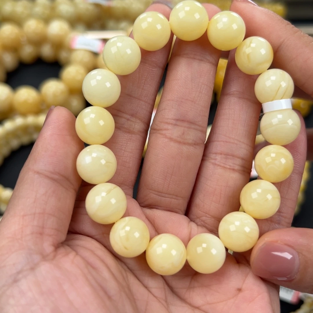 琥珀未镶嵌手链17.3克