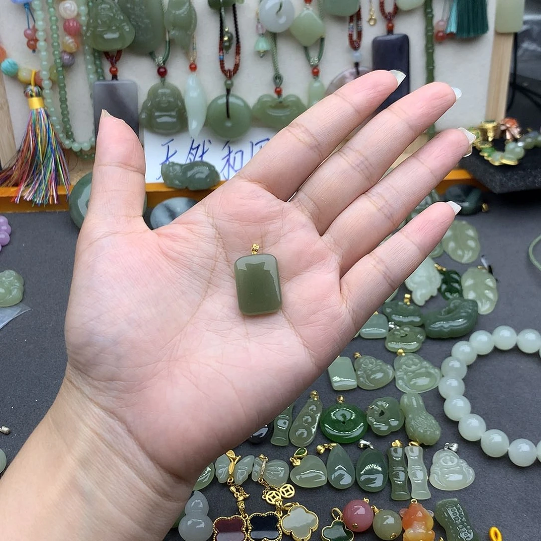 和田玉18K金镶嵌吊坠(不含链)