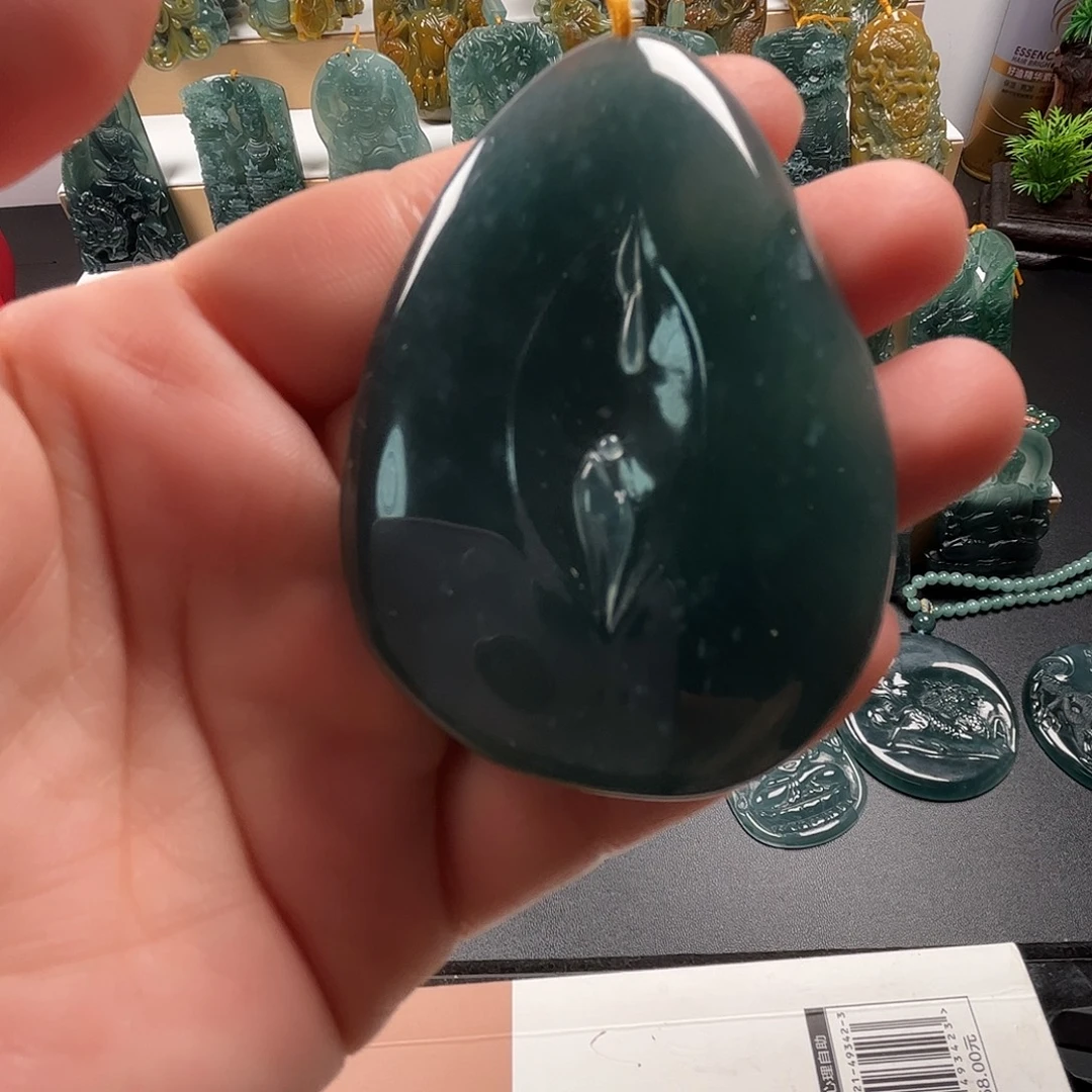 翡翠未镶嵌吊坠(不含链)纯天然A货翡翠吊坠666