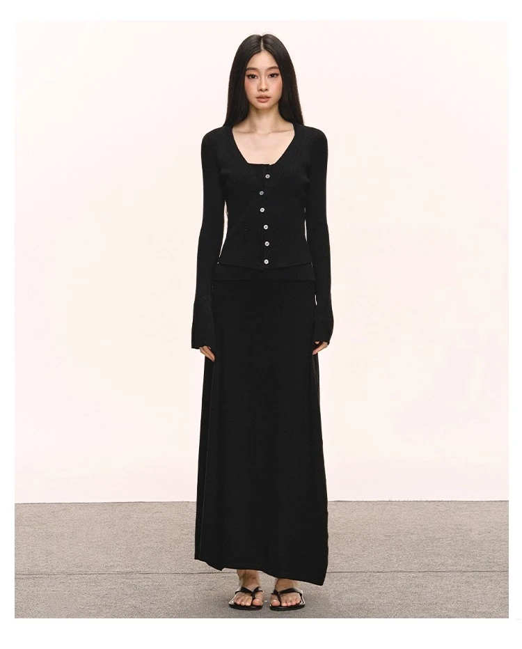 anna aneae高级感巨好看的套装女早秋挂脖背心外搭开衫裙子三件套