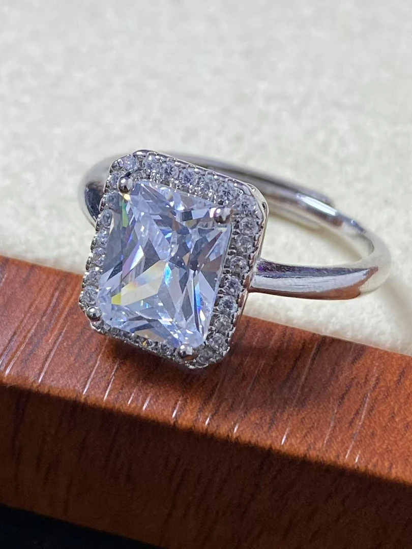 A101白色款戒指百搭款